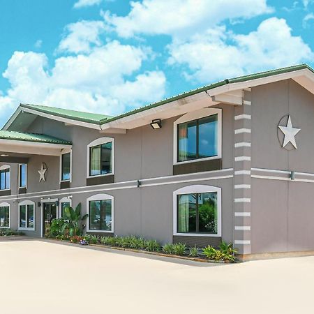 Scottish Inns & Suites - Woodlands Mall The Woodlands Exterior photo