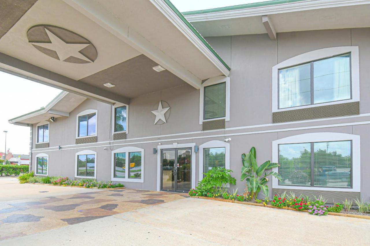 Scottish Inns & Suites - Woodlands Mall The Woodlands Exterior photo